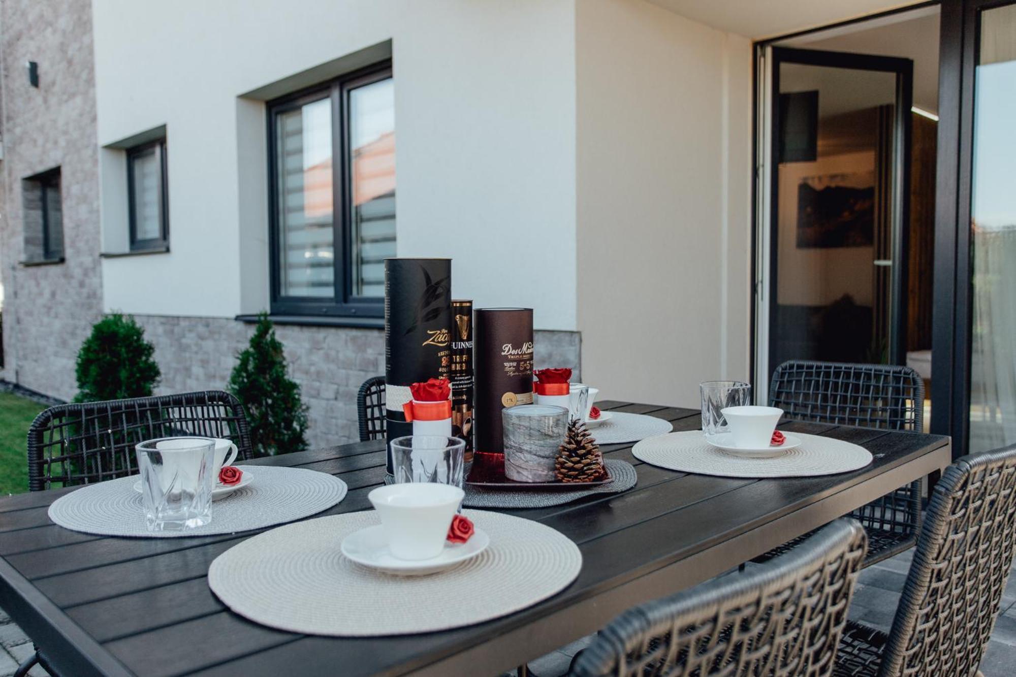 Hotel apartamentowy Miracle Seasons