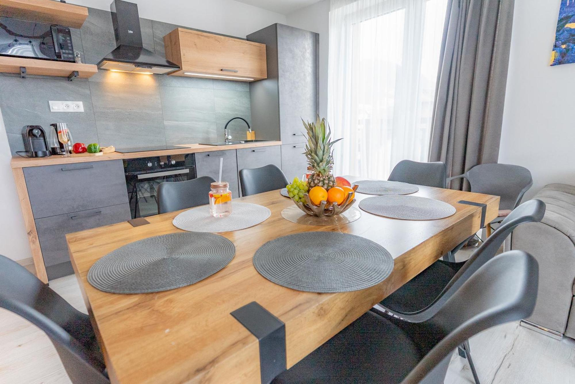 Miracle Seasons Aparthotel Liptovsky Mikulas