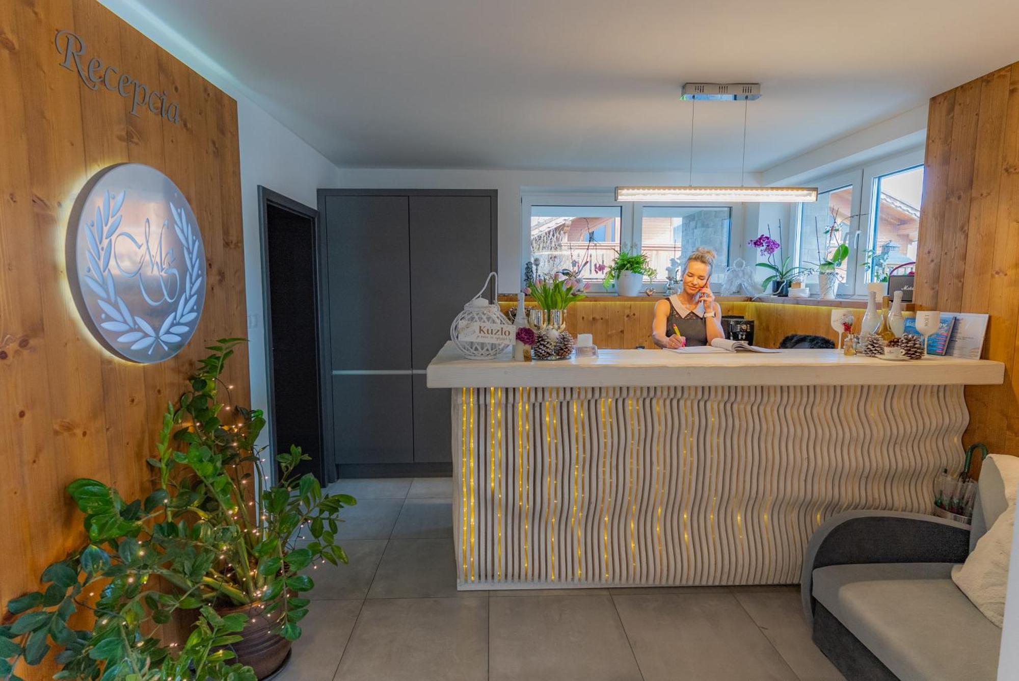 Miracle Seasons Aparthotel 3*